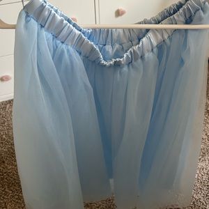 Midi length tulle skirt